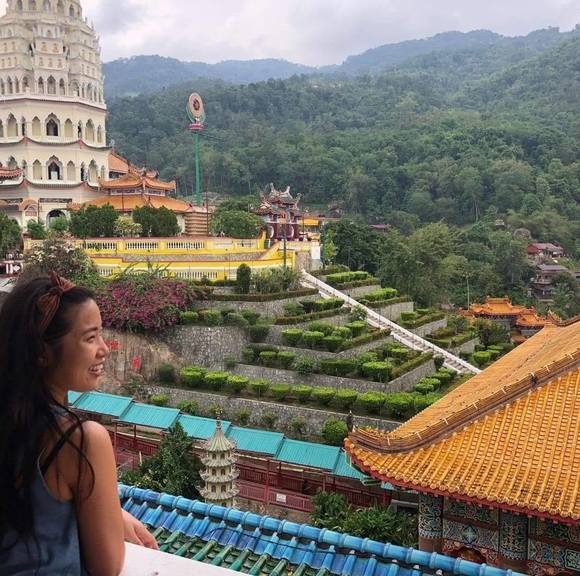 Meet your Posher, Karmun - Picture 1 of 1